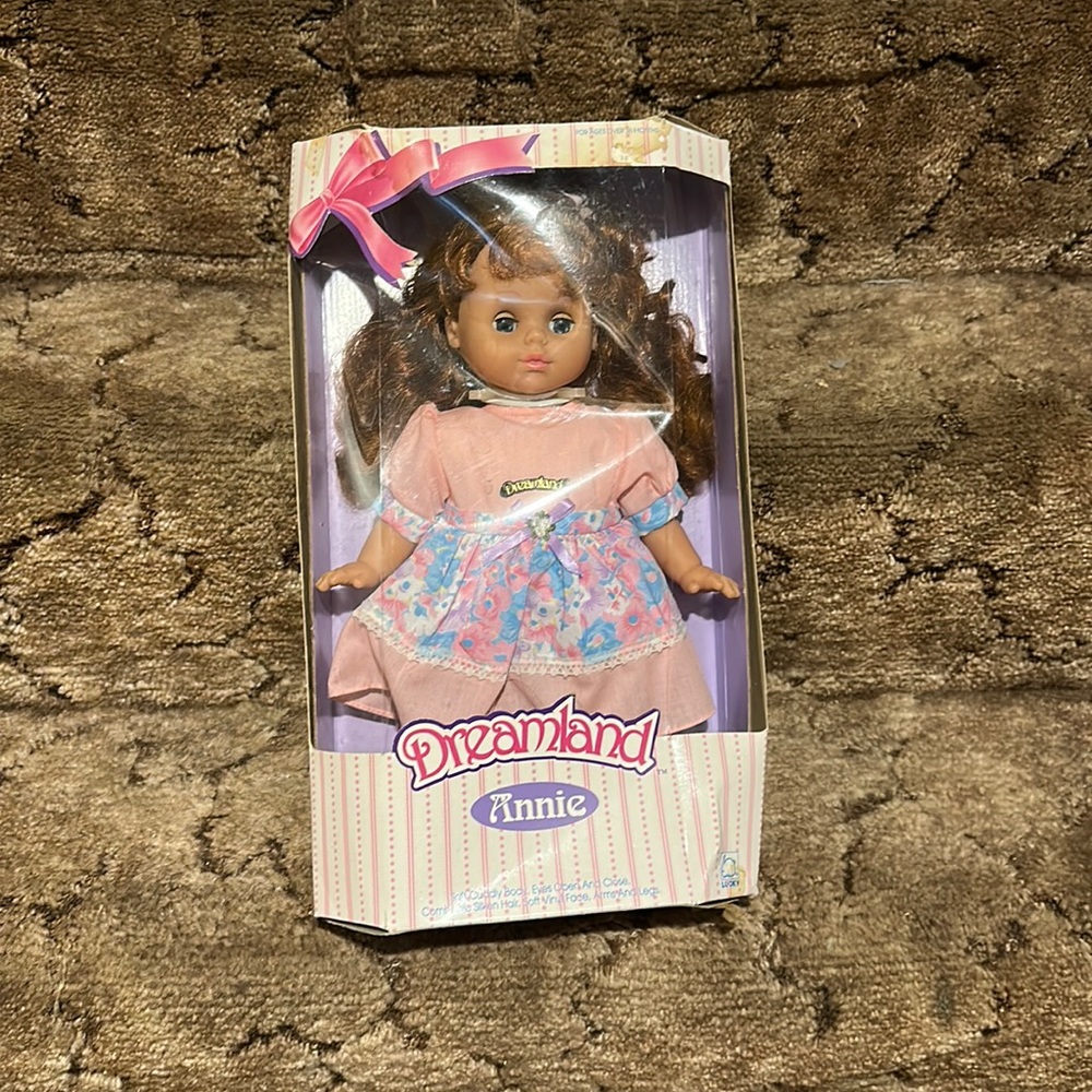 Dreamland Annie Doll